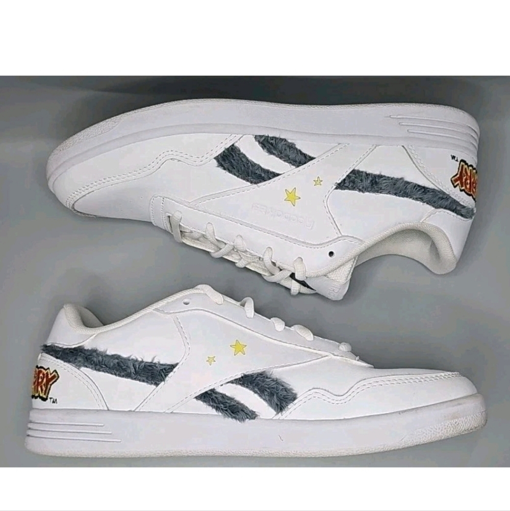 Reebok Tom & Jerry X Womens Club MEMT Shoes Sz 8 H02274 Gray Fur Yellow Cheese
